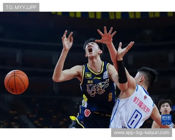 CBA球场上的绝杀瞬间：球员关键抛投得分的荣耀与技巧